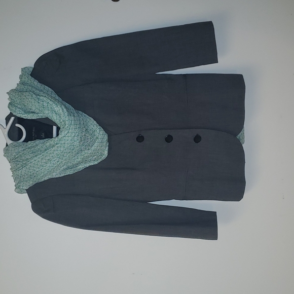 Banana Republic Jackets & Blazers - Banana Republic 3/4 sleeve blazer size 4